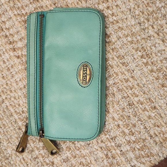 Fossil Bags Fossil Clutch Wallet Poshmark